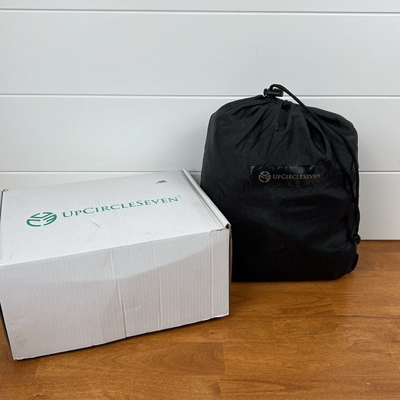 Upcircleseven yoga hammock brand new in box NIB grey yoga stretching - Picture 4 of 8